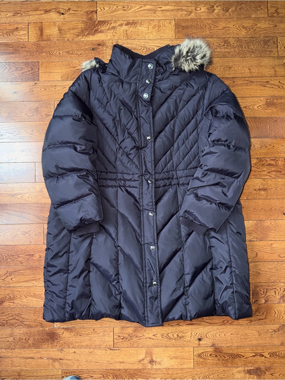 Women’s Deep Plum Quilted Puffer Coat with Faux Fur Trim